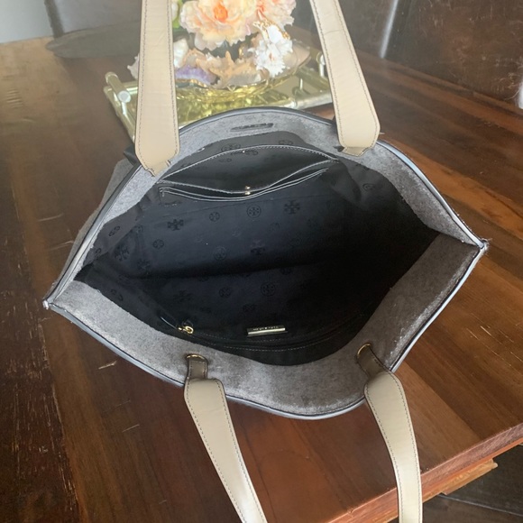 Tory Burch leather and felt tote - Picture 2 of 6